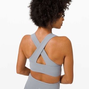 Lululemon Forward Fold Bra *Light Support, C/D Cups in Rhino Grey